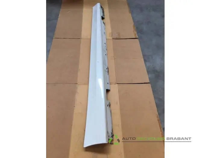 Zijskirt rechts BMW 3-Serie