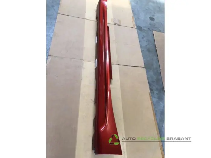 Zijskirt links BMW M2