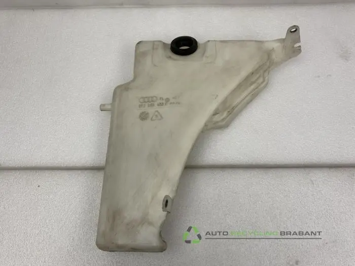 Ruitensproeiertank voor - 19e09840-6fd3-497b-874b-97dca6b38bb0.jpg