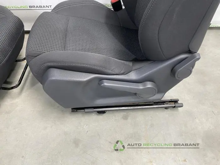 Bekleding Set (compleet) - 6ee57370-83e8-4f59-bb6a-715319569c50.jpg