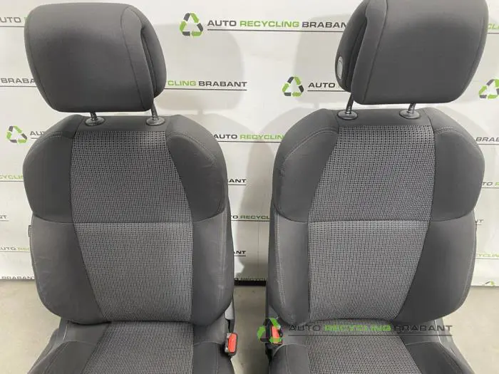 Bekleding Set (compleet) - 82bebe49-886b-4797-866b-bdd3a6f0051f.jpg