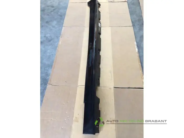 Zijskirt links BMW 5-Serie