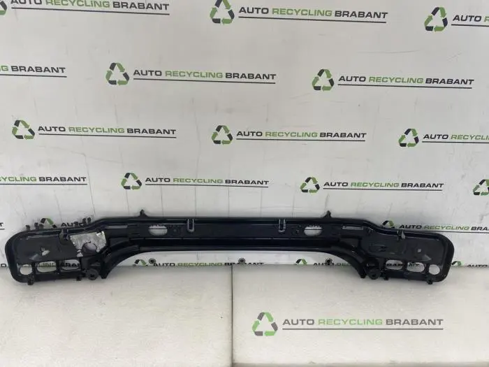 Chassisbalk achter - 37d122f6-07d8-4dc2-acbe-258351fb75a5.jpg