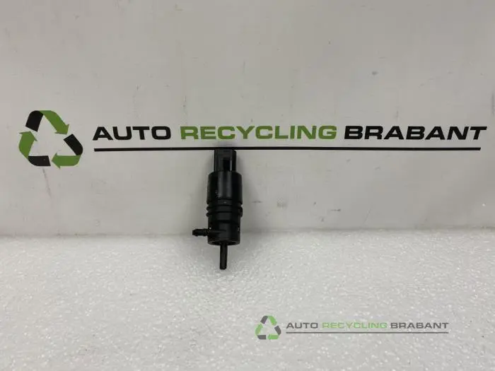 Ruitensproeierpomp voor Volkswagen Amarok