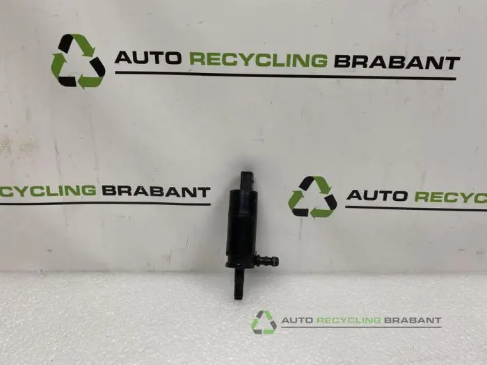 Pomp koplampsproeier Volkswagen CC