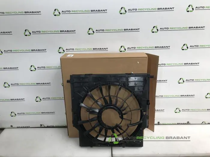 Cooling fan housing BMW X5