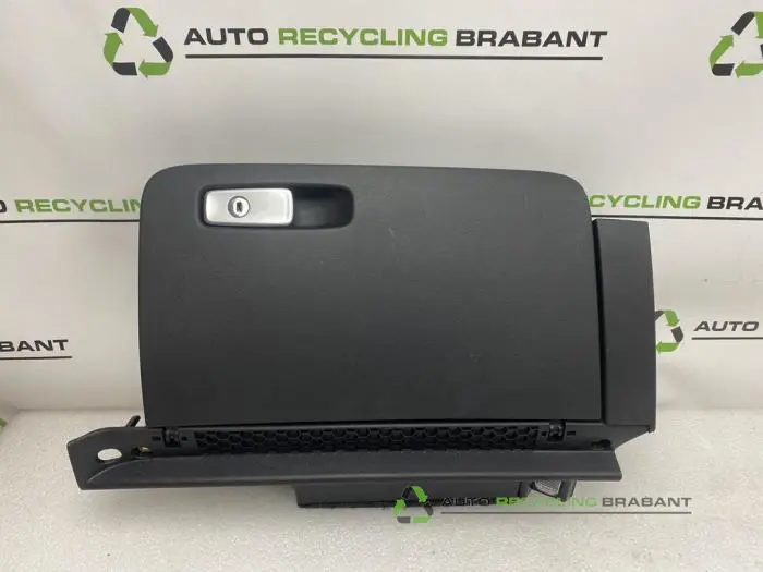 Dashboardkastje Audi A1