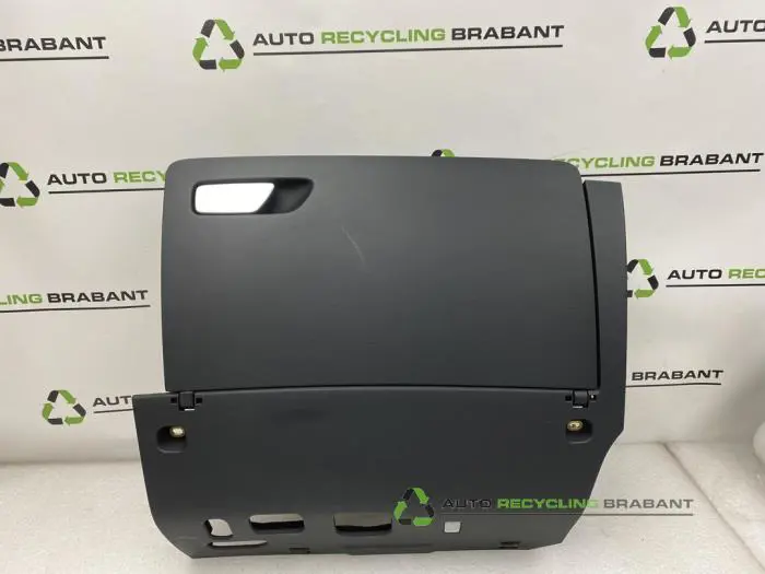 Dashboardkastje Audi A3