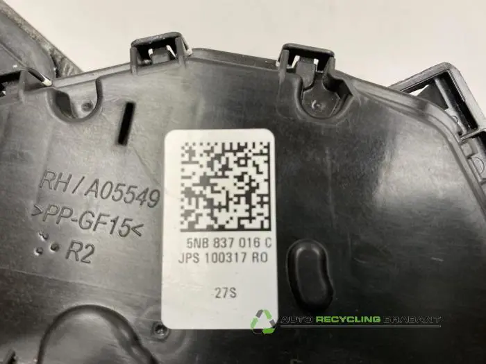 Front door lock mechanism 4-door, right - 70240509-c1d2-4351-a52d-93eca0102a17.jpg