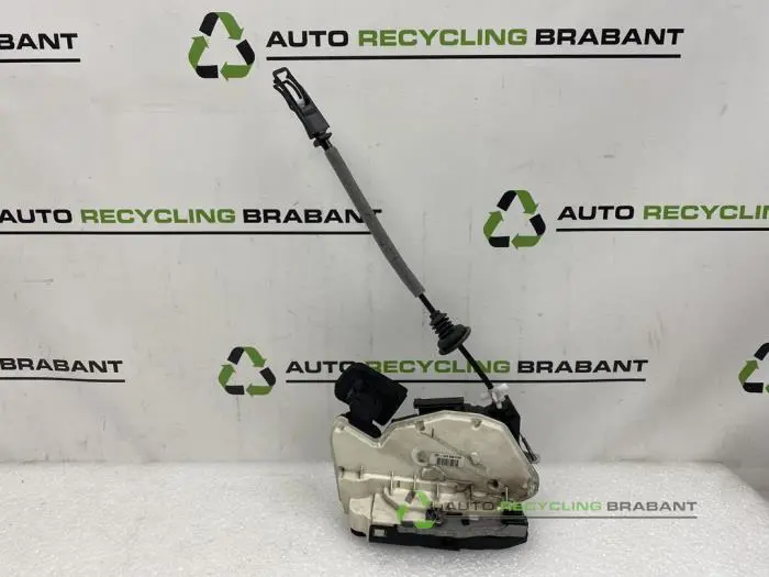 Deurslot Mechaniek 4Deurs rechts-achter Volkswagen Polo