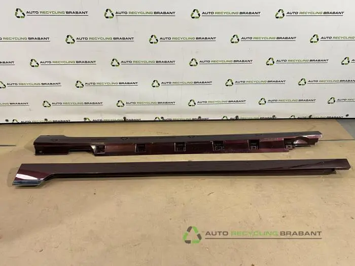 Zijskirt links Volkswagen Passat