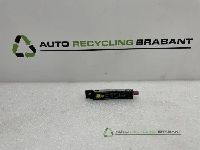 Antenne Versterker Volkswagen Passat