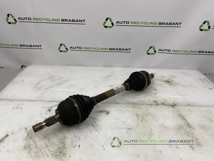 Aandrijfas links-voor Peugeot 3008