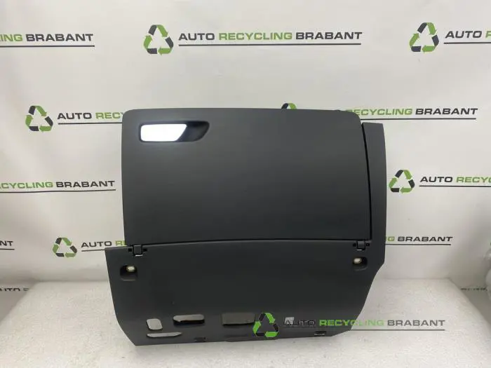 Dashboardkastje Audi A3