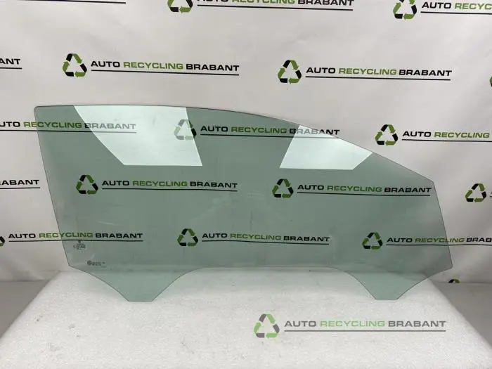 Vitre portière 4portes avant droite Volkswagen Polo