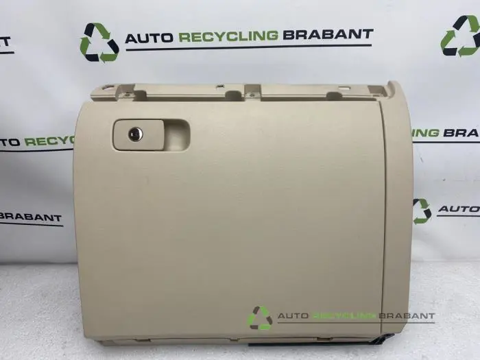 Dashboardkastje Volkswagen Jetta