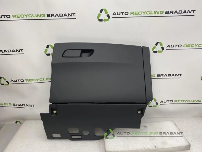 Dashboardkastje Audi A4