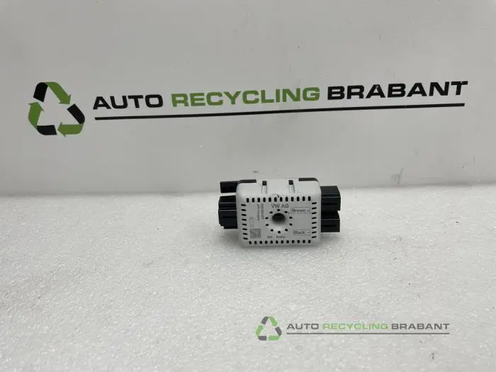 Radio condensator Volkswagen Golf