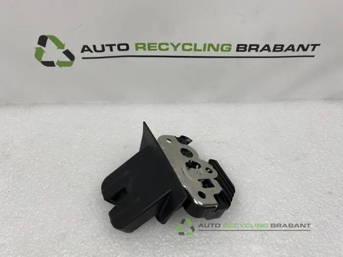 Slot Cilinder achter Audi A4