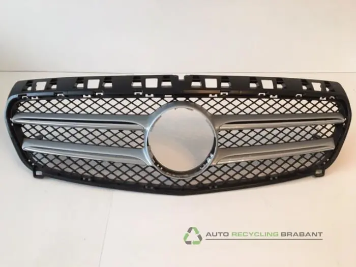 Grille Mercedes A-Klasse