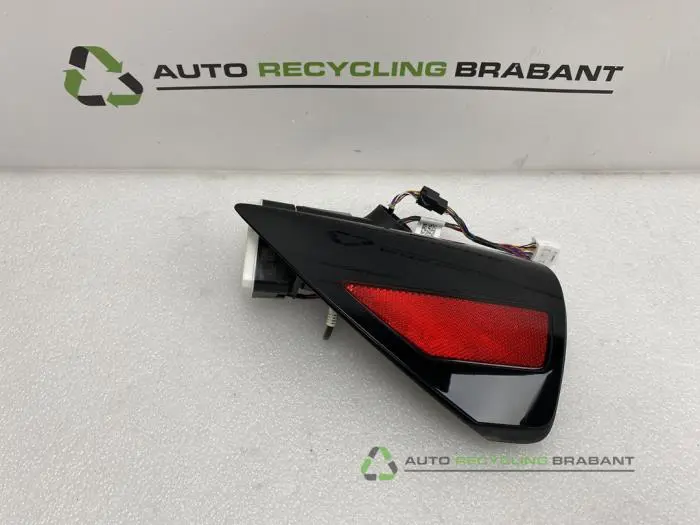 Tank Klep Tesla Model 3