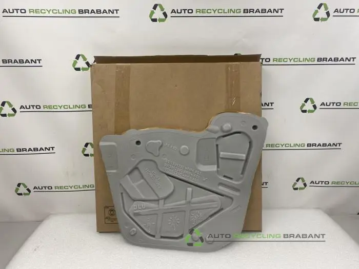 Portier 4Deurs rechts-voor Peugeot 5008