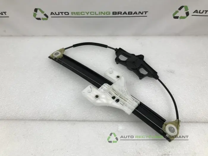 Ruitmechaniek 4Deurs rechts-voor Audi A4