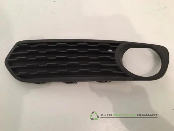 Afdekplaat mistlamp links BMW 1-Serie
