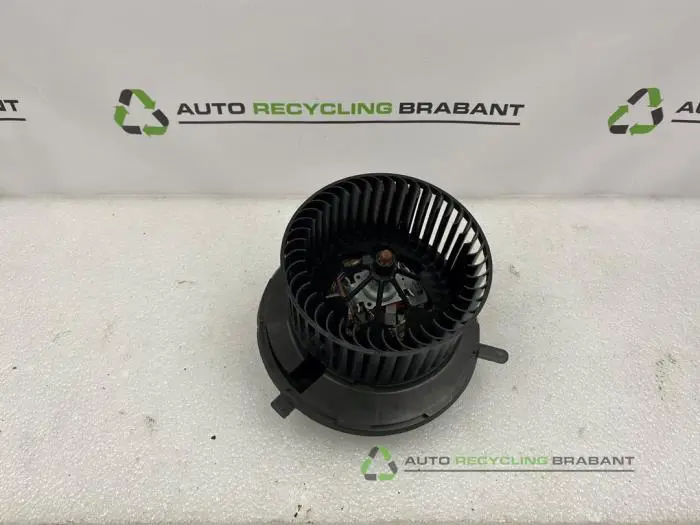 Kachel Ventilatiemotor Volkswagen Touran