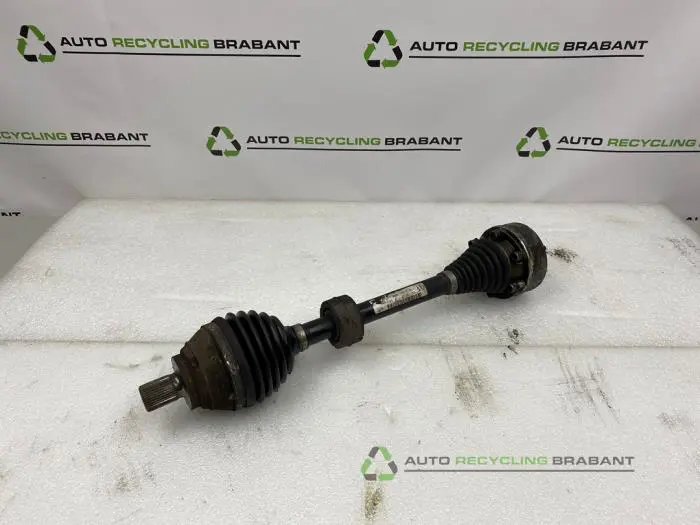 Aandrijfas links-voor Audi A3