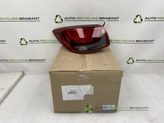 Feu arrière gauche Mazda 2