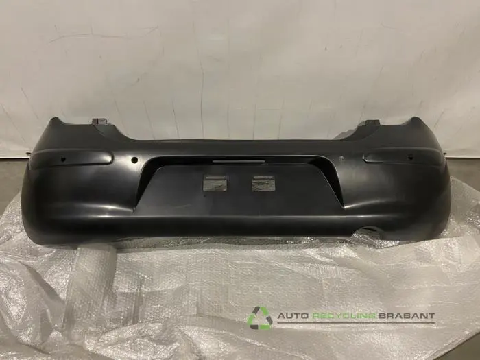 Stoßstange hinten Nissan Micra